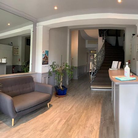 Logis Hotel Du Midi Σαλόν-ντε-Προβάνς Εξωτερικό φωτογραφία