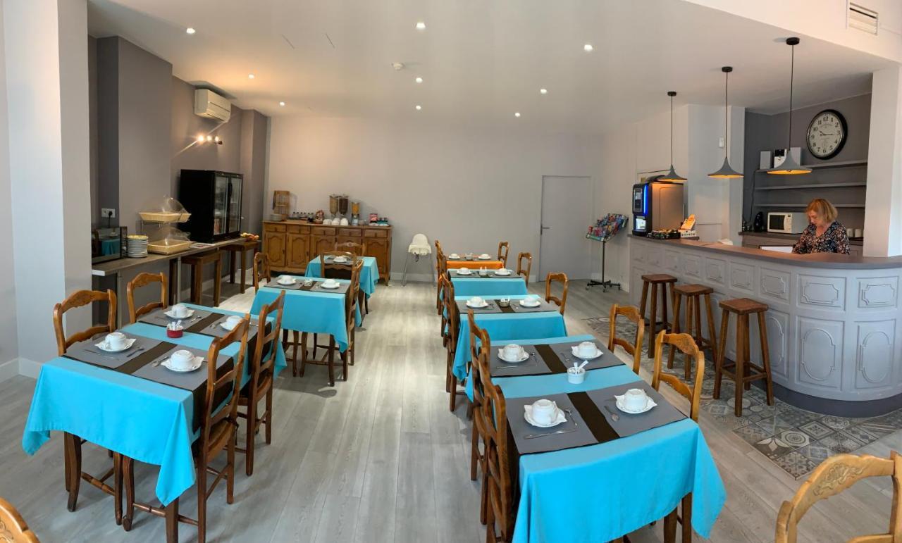 Logis Hotel Du Midi Σαλόν-ντε-Προβάνς Εξωτερικό φωτογραφία