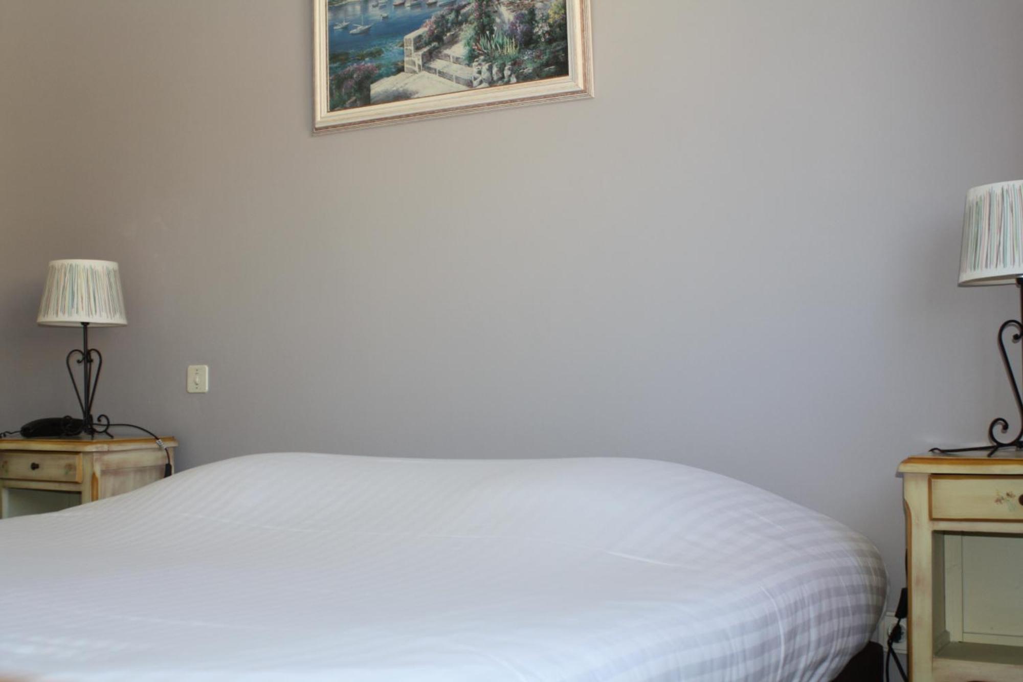 Logis Hotel Du Midi Σαλόν-ντε-Προβάνς Εξωτερικό φωτογραφία