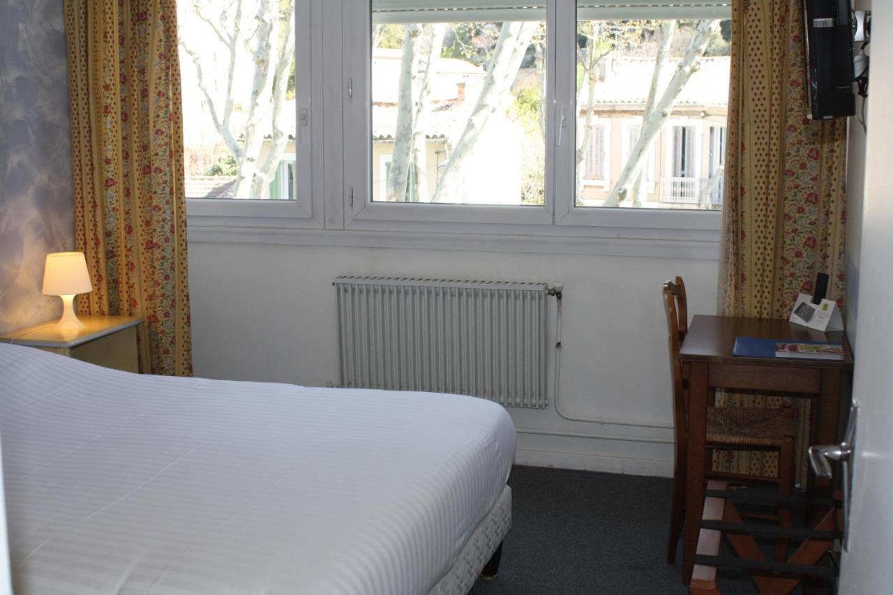 Logis Hotel Du Midi Σαλόν-ντε-Προβάνς Εξωτερικό φωτογραφία